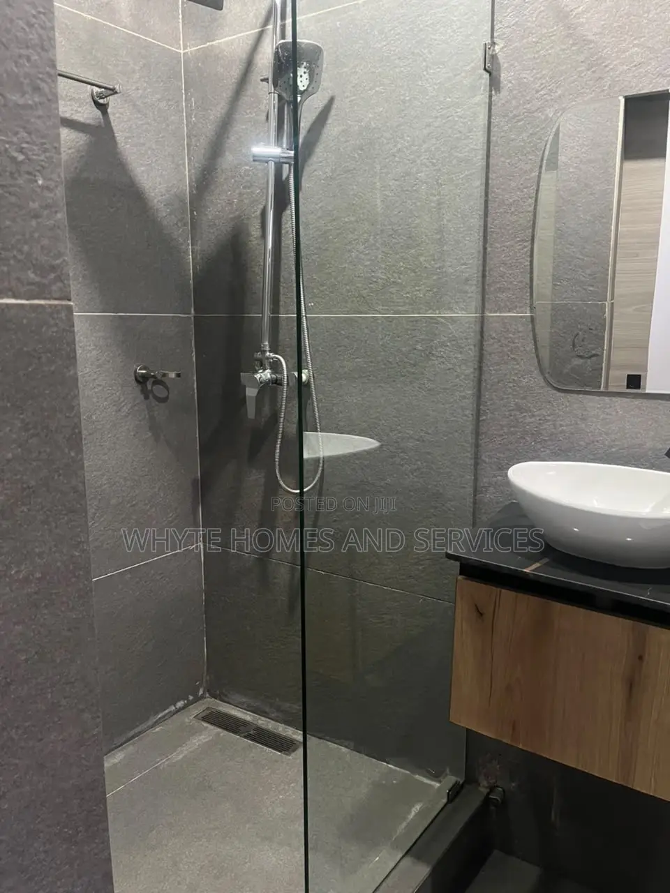 2bdrm Apartment in Adjiriganor for rent