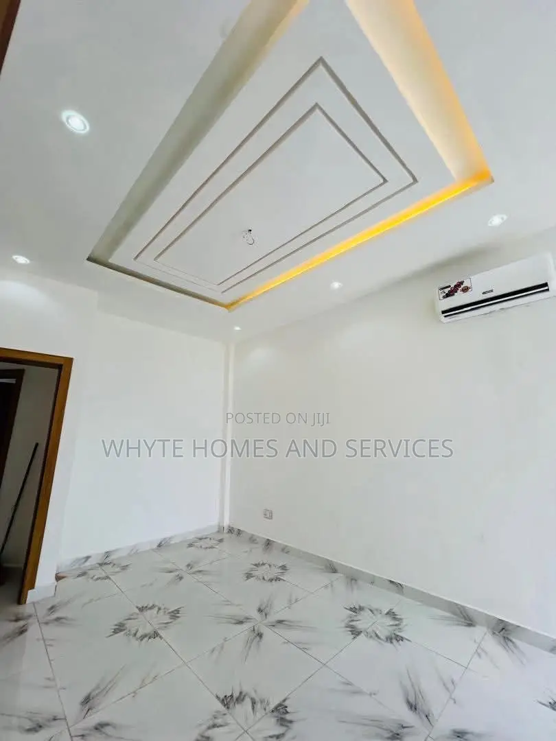 2bdrm Townhouse/Terrace in School Junction for sale