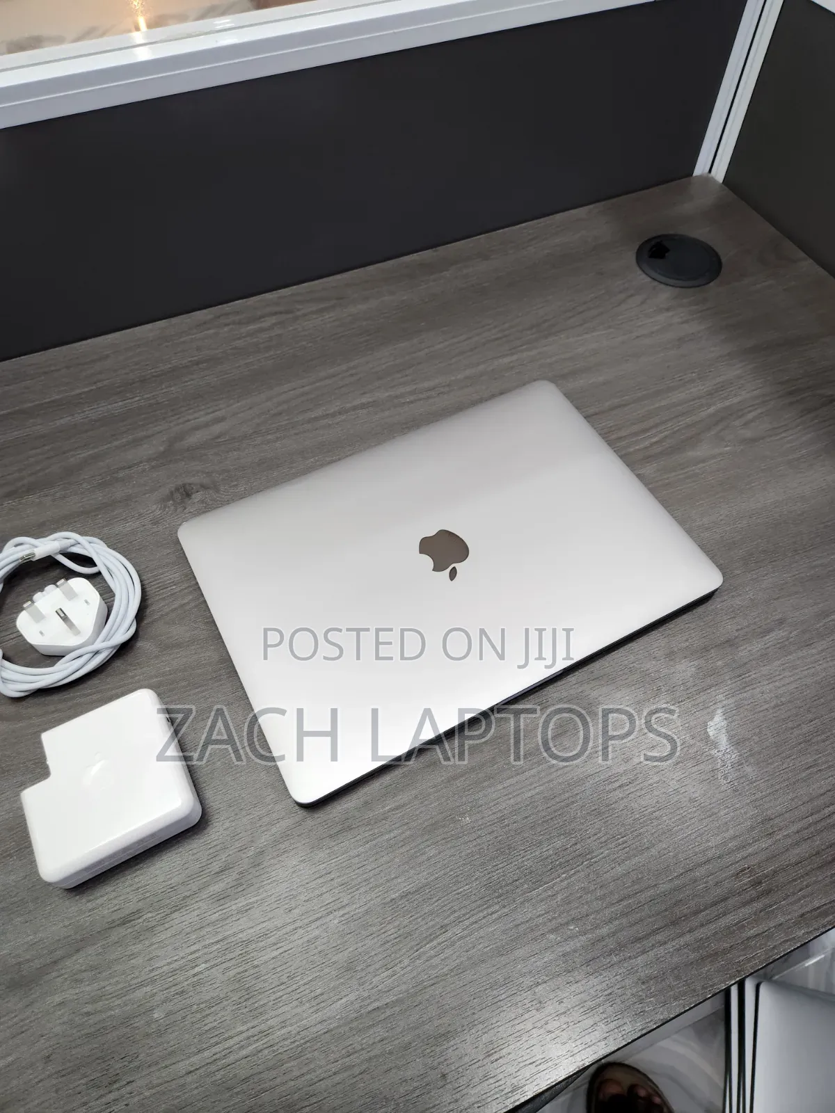 Laptop Apple MacBook Pro 2019 8GB Intel Core i5 SSD 256GB