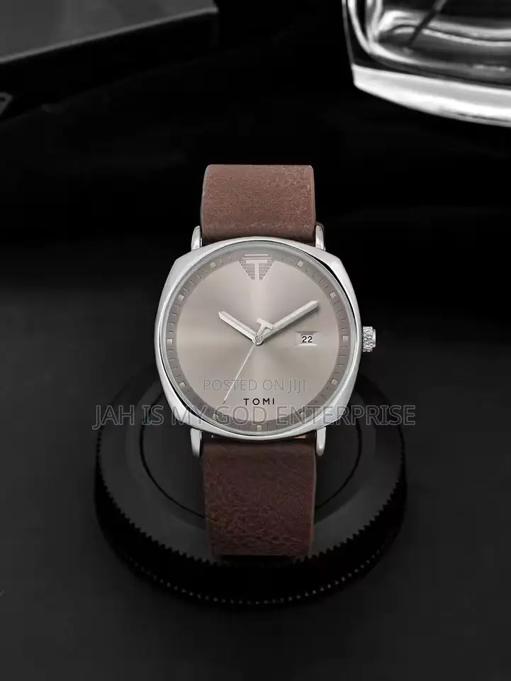 Tomi T044 Men's Minimalist Leather Casual Quartz Watch-Brown Silver