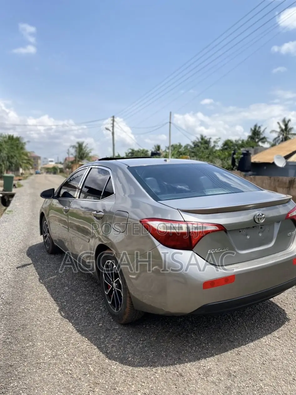 Toyota Corolla S 4dr Sedan (1.8L 4cyl CVT) 2014 Gray