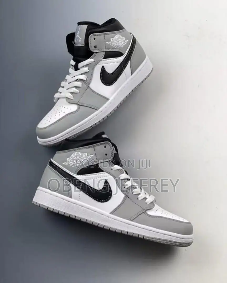 Original Nike Jordan 1 in Colours