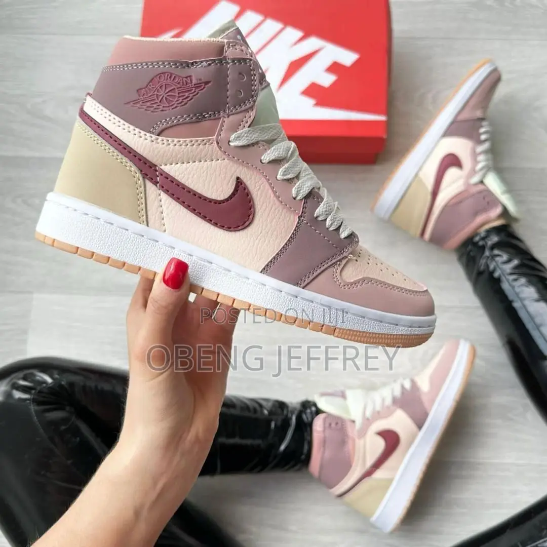Original Nike Jordan 1 in Colours