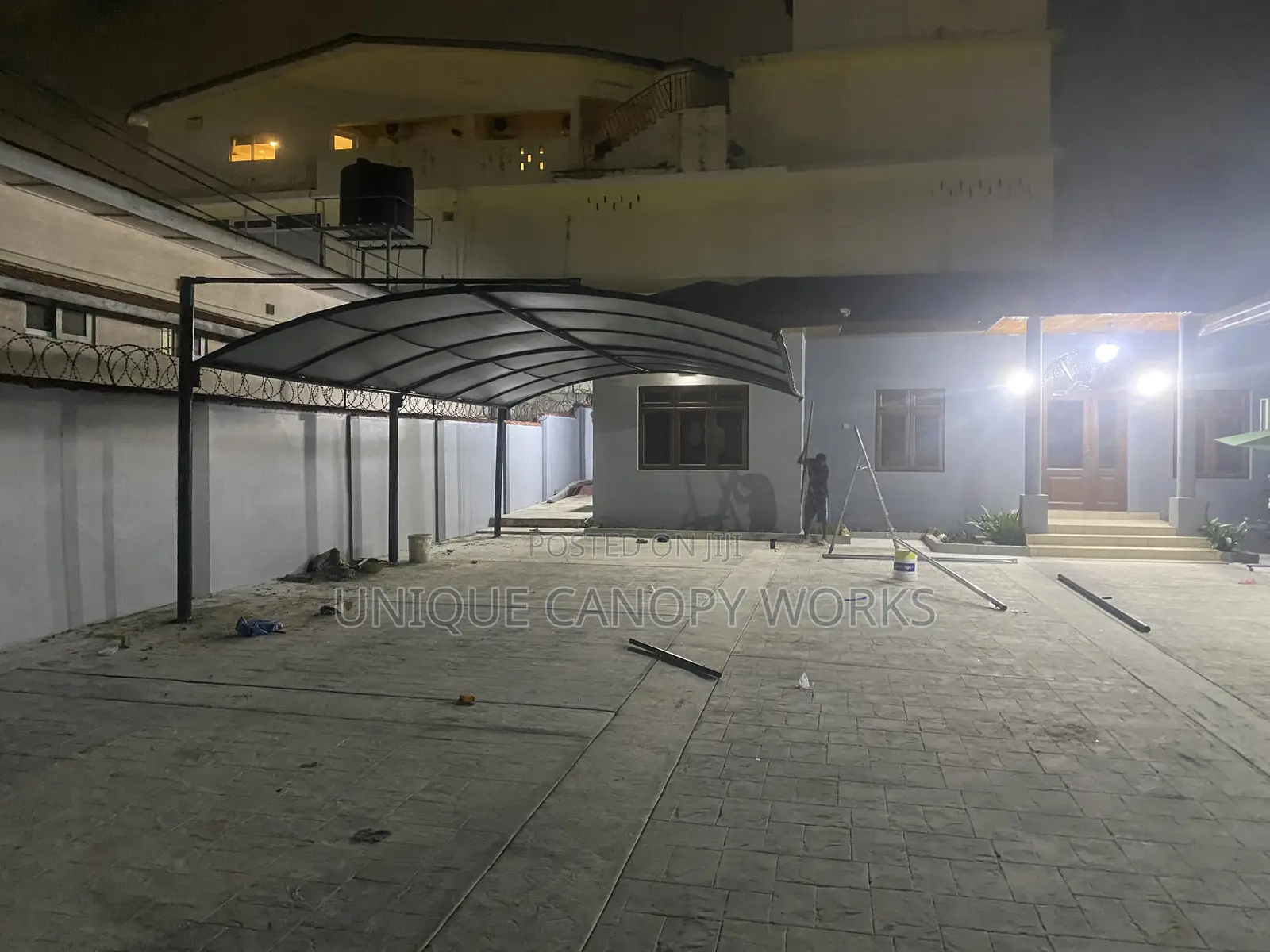 Canopy With Right Shade for Cars