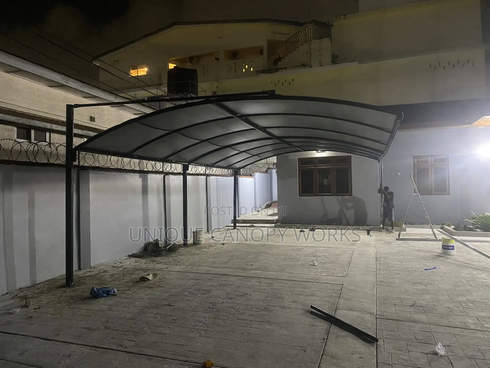 Canopy With Right Shade for Cars