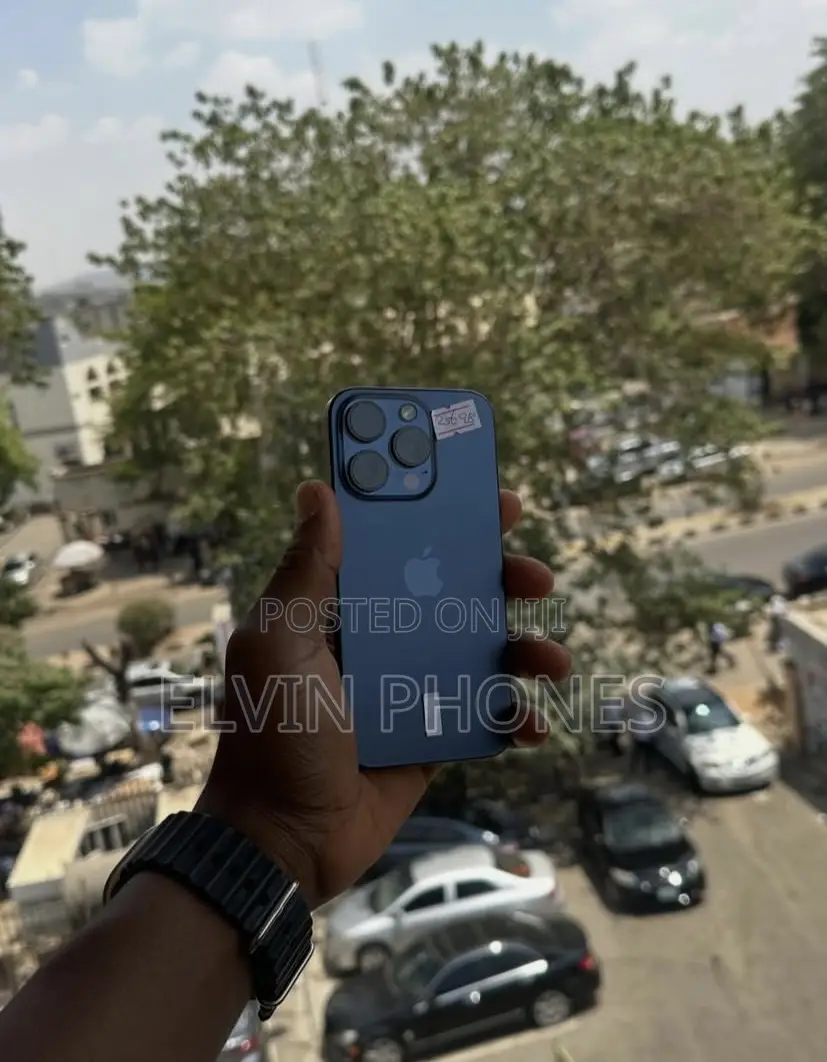 Apple iPhone 15 Pro 256 GB Blue