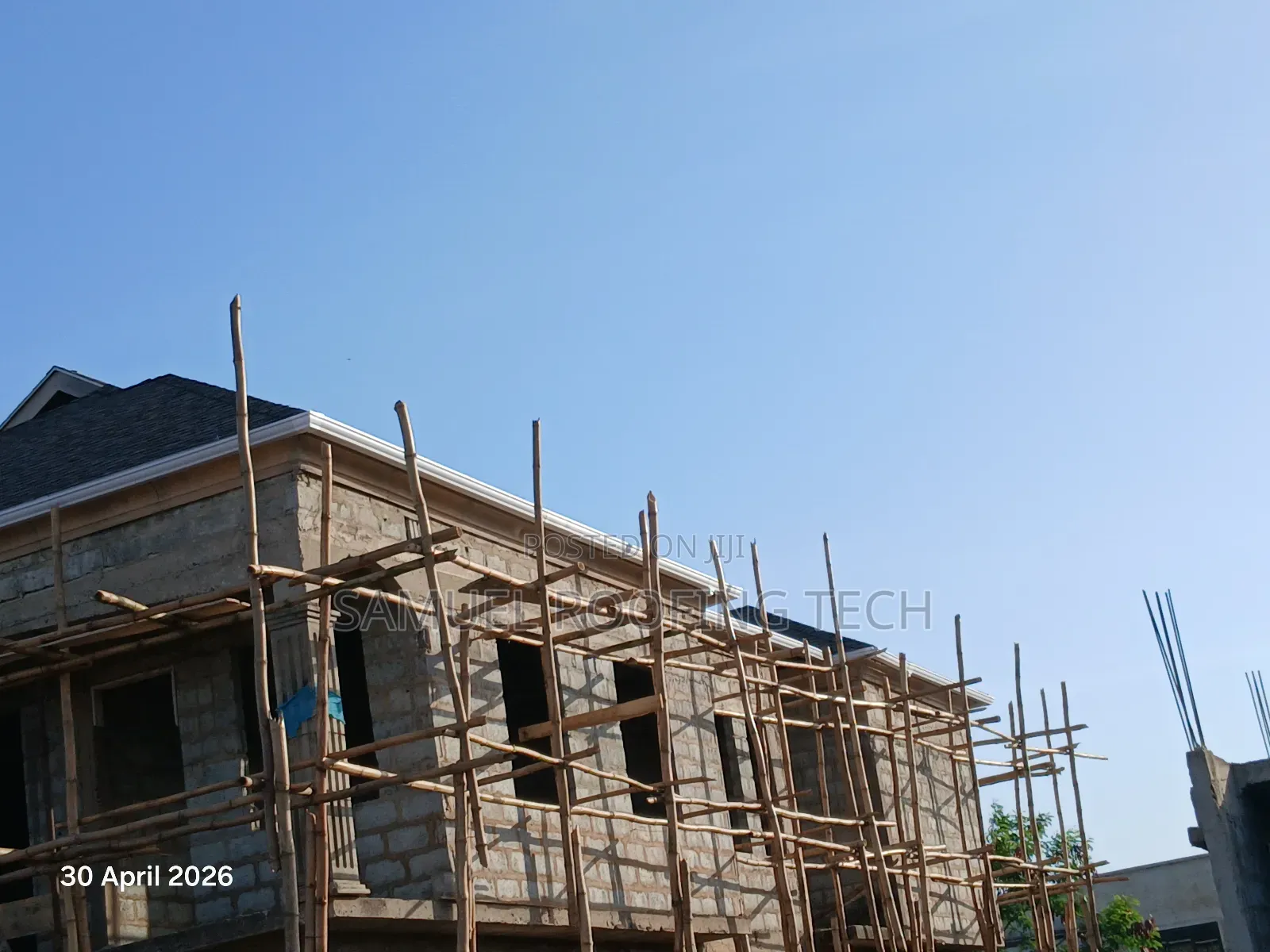 Stone Coated Roofing Sheet and Grate Parapet Design