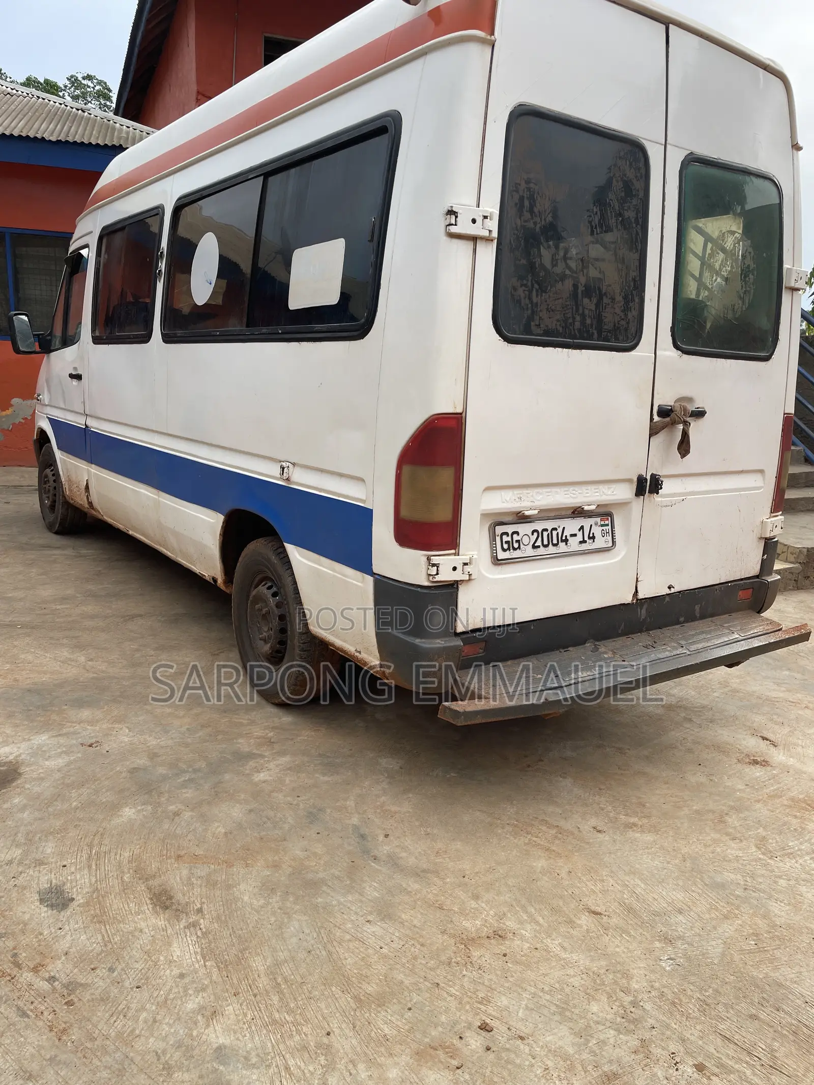 Mercedes-Benz Sprinter 2000 White