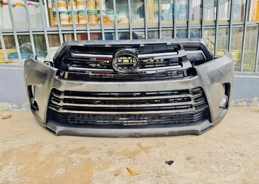 Highlander 2017-2018-2019 Front Bumper Complete