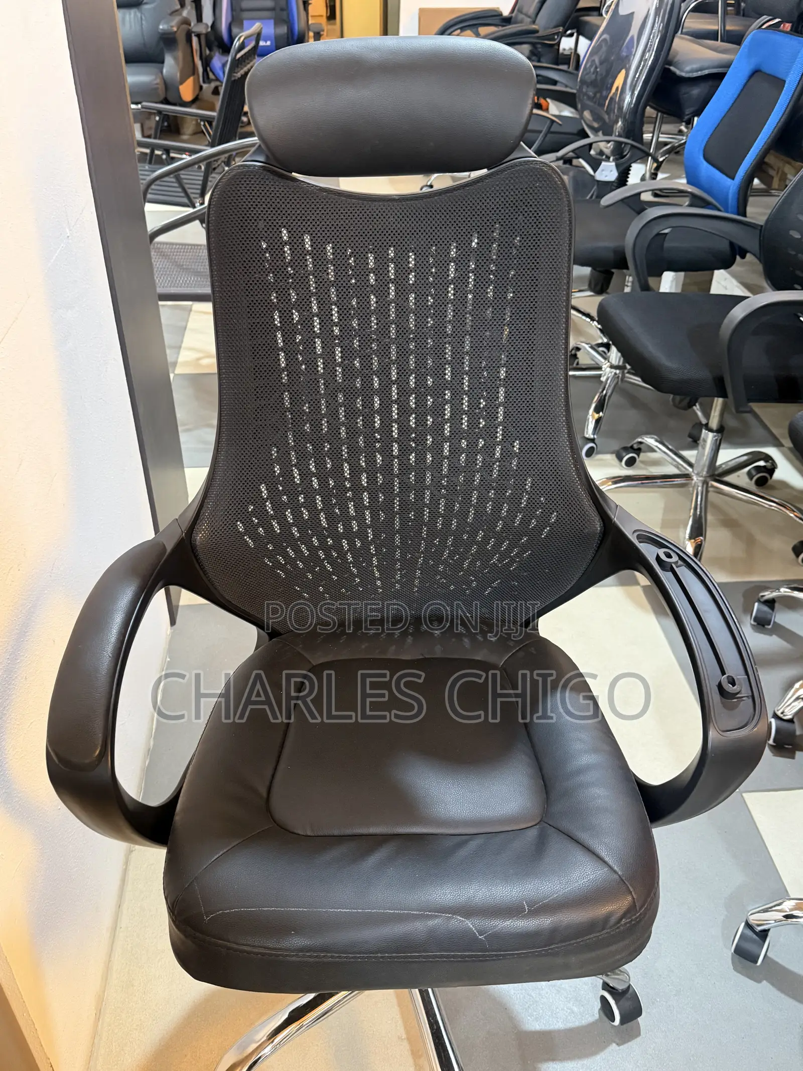 Executive Mesh Swivel Office Chair