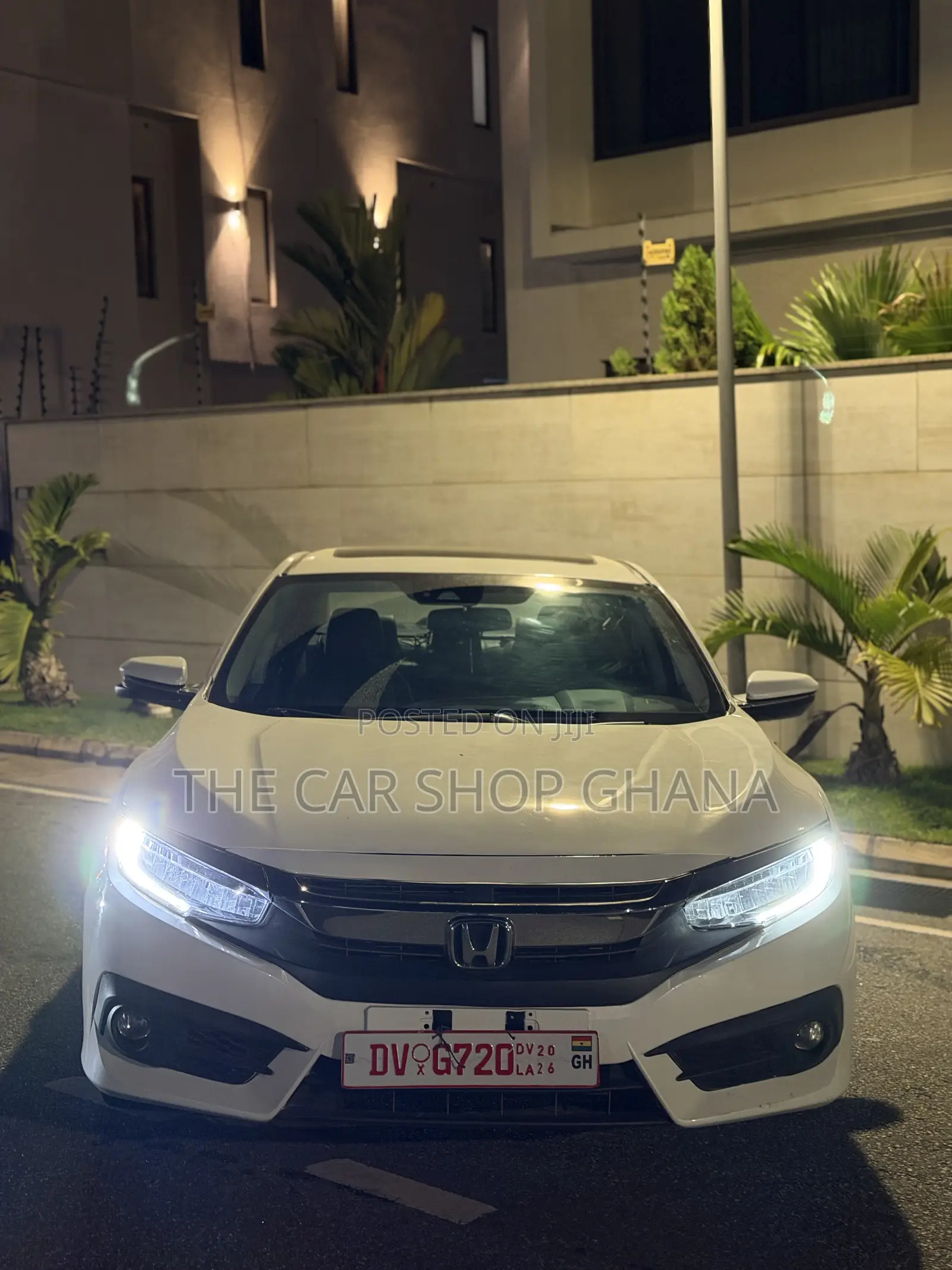 Honda Civic Touring Sedan 2018 White