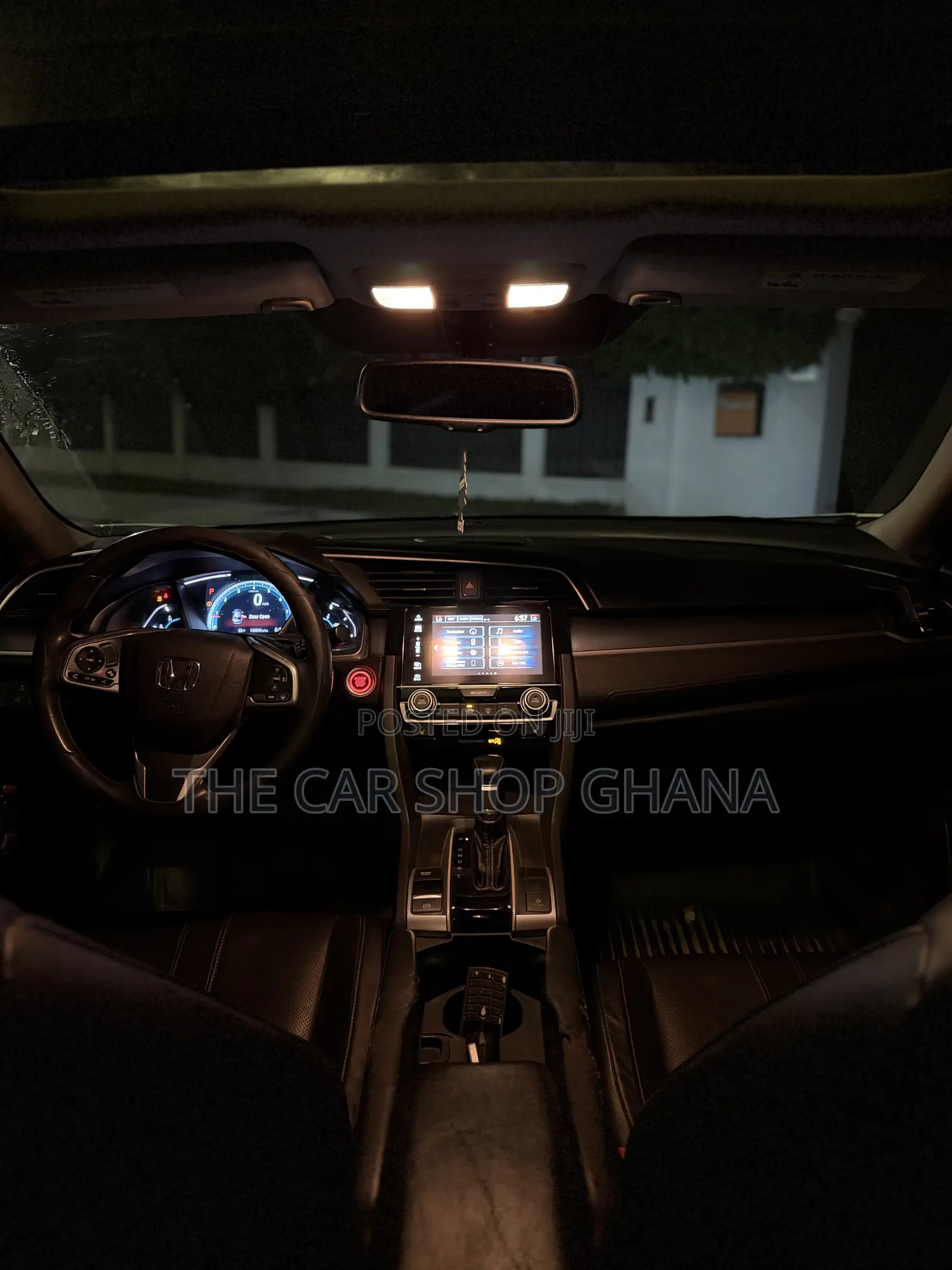 Honda Civic Touring Sedan 2018 White