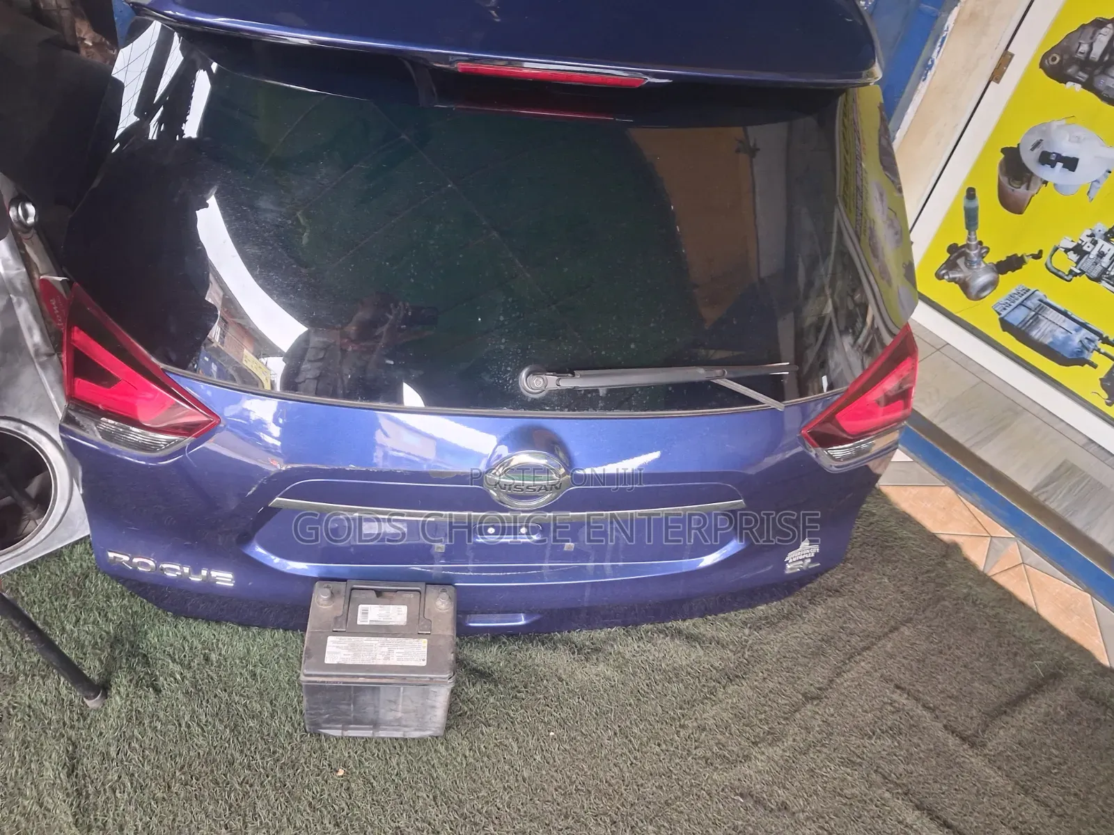 Complete Boot Nissan Rouge 2017-2020