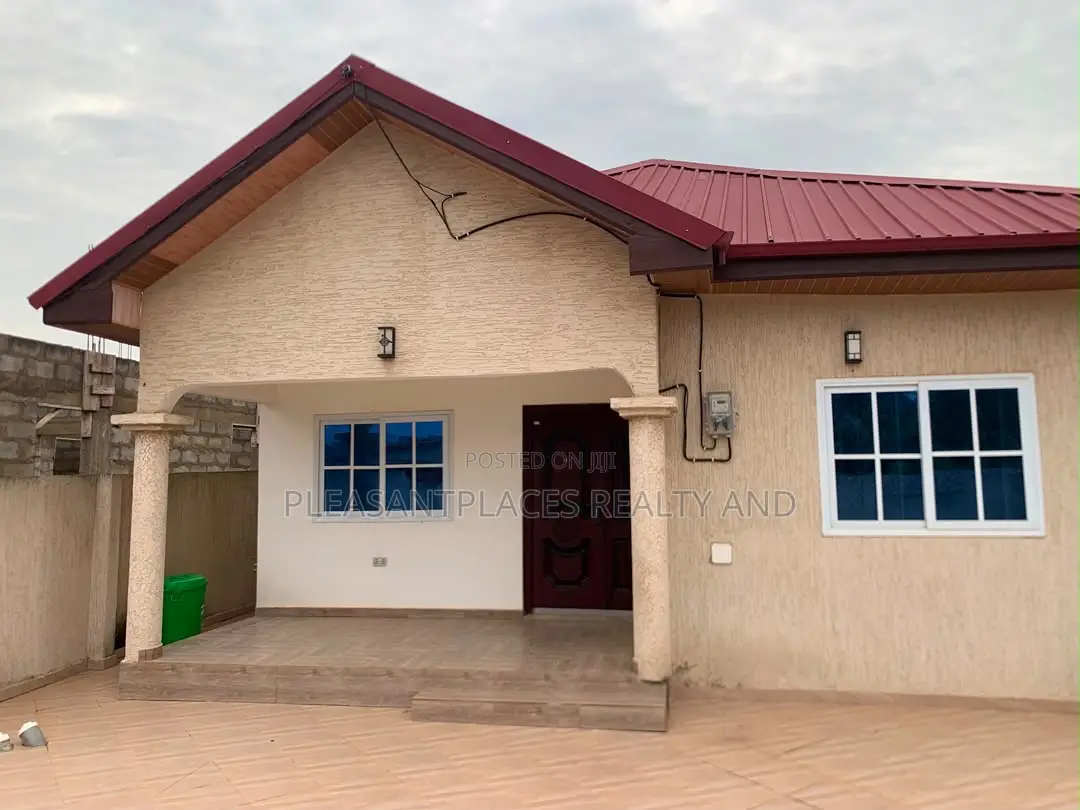 3bdrm House in Pleasantplaces And, Amasaman for rent