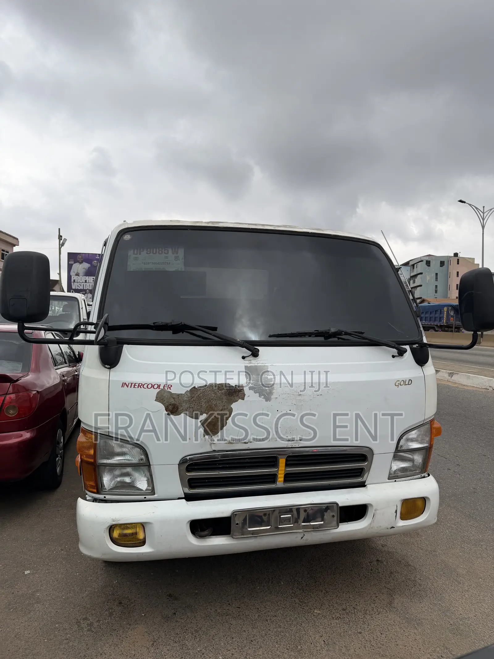 Hyundai Mighty Towing Truck