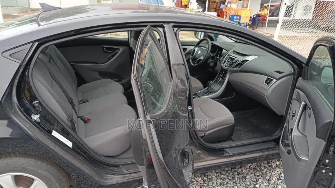 Hyundai Elantra Limited 4dr Sedan (1.8L 4cyl 6A) 2015 Black