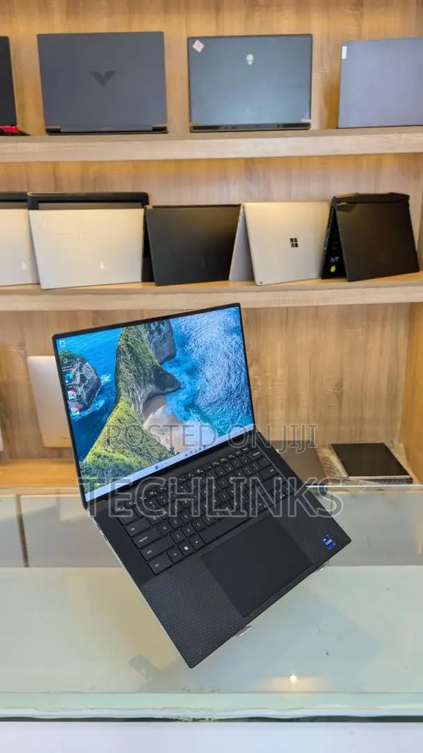 Laptop Dell XPS 15 16GB Intel Core i9 SSD 512GB