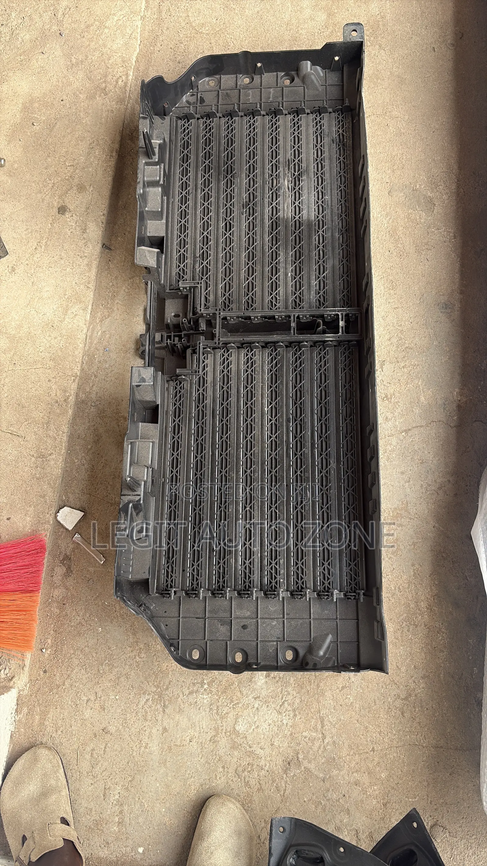Ford F150 2023,2024,2025, Shutter Grill Available