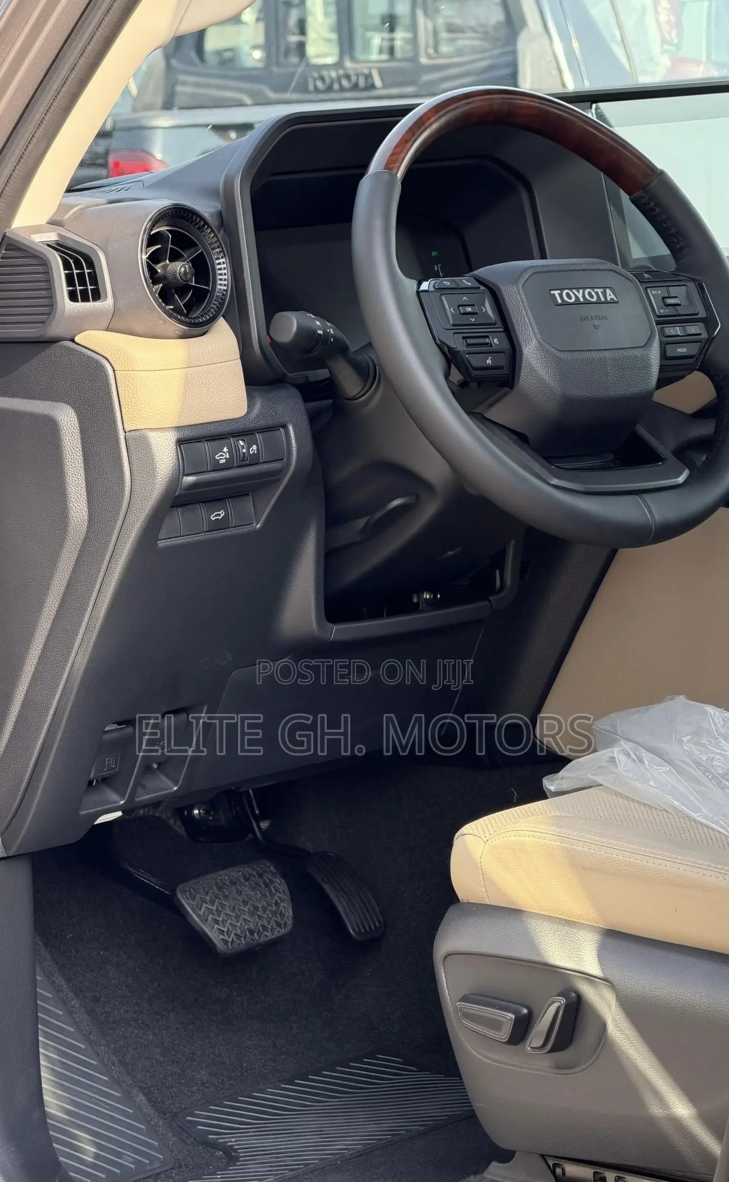 New Toyota Land Cruiser Prado 2025 Gray