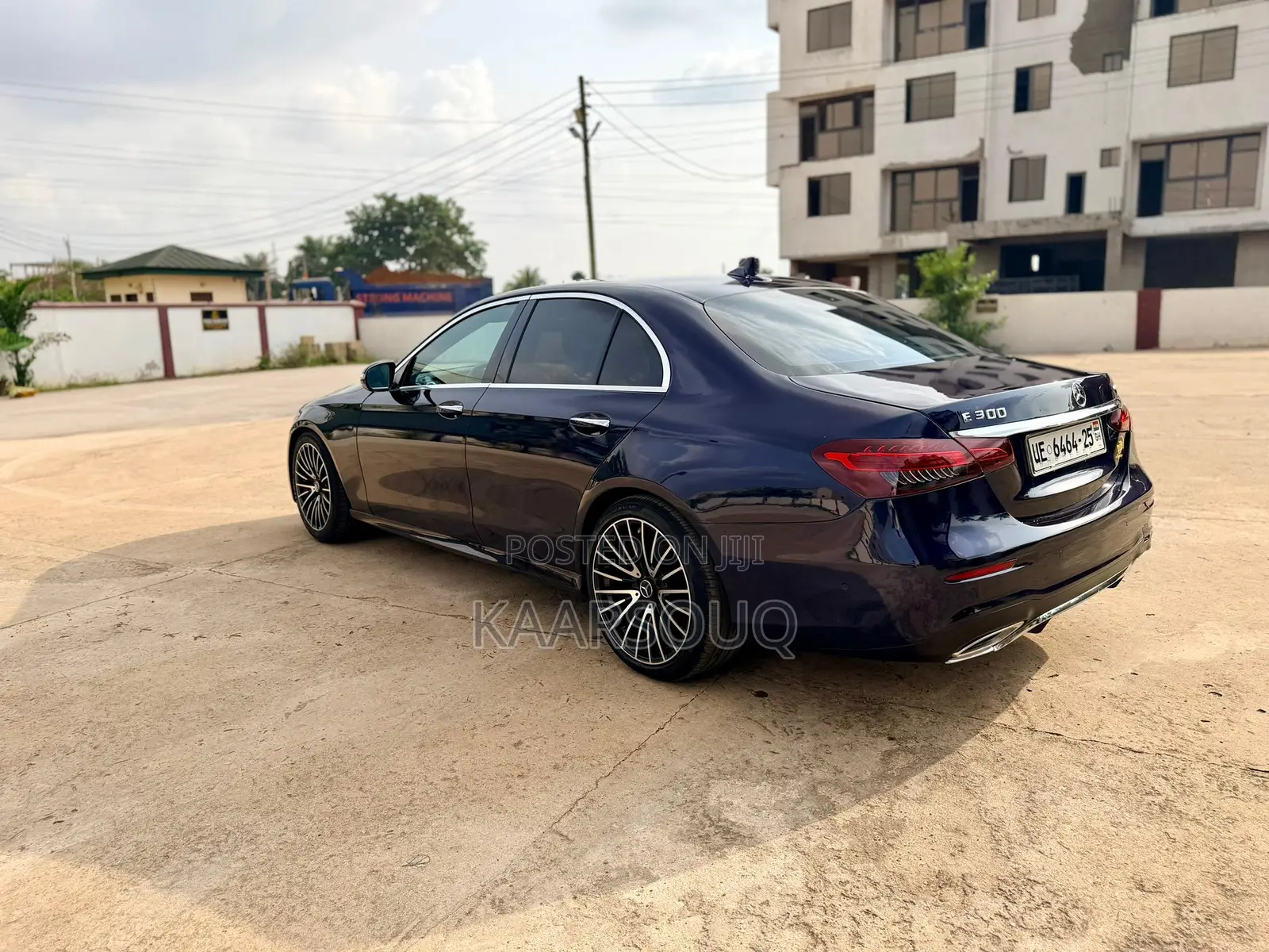 Mercedes-Benz E300 4Matic AWD Sedan (2.0L 4cyl 9A) 2017