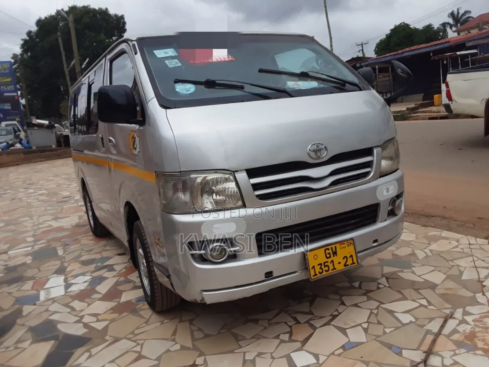 Toyota HiAce 2007 Grey