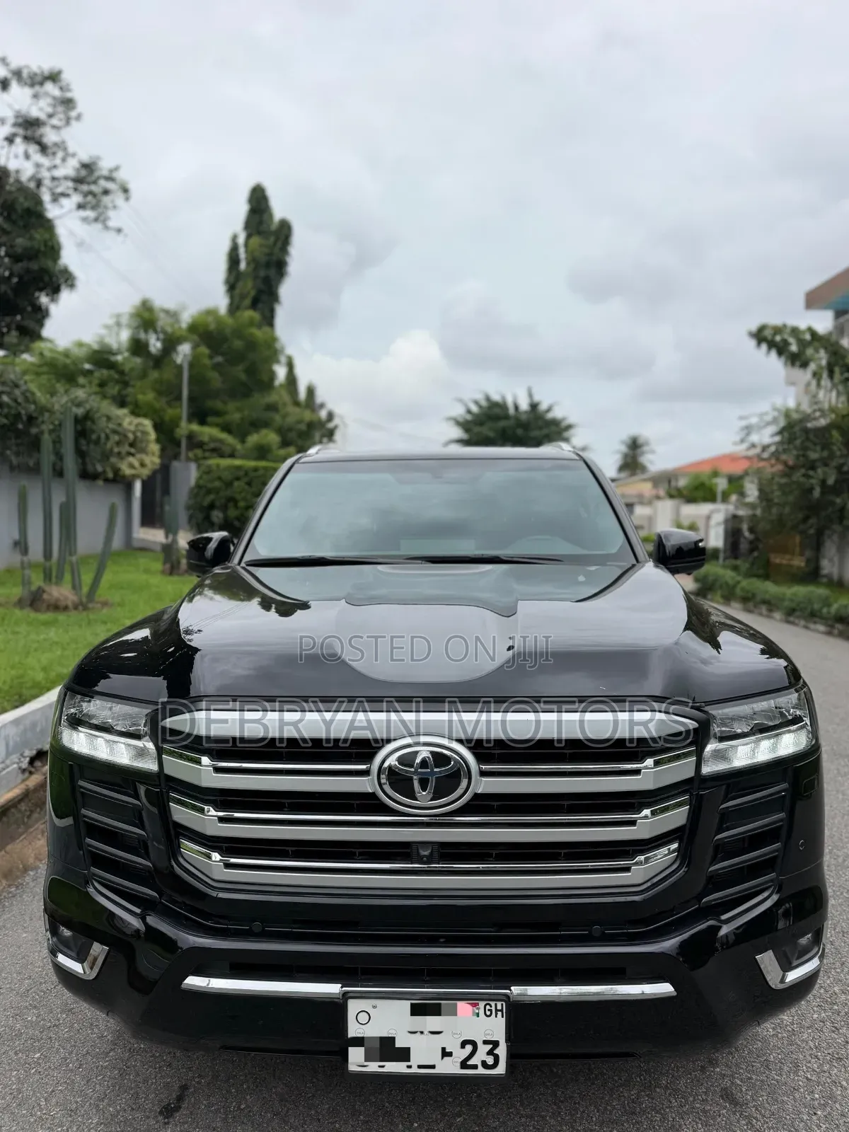 New Toyota Land Cruiser LC300 2023 Black