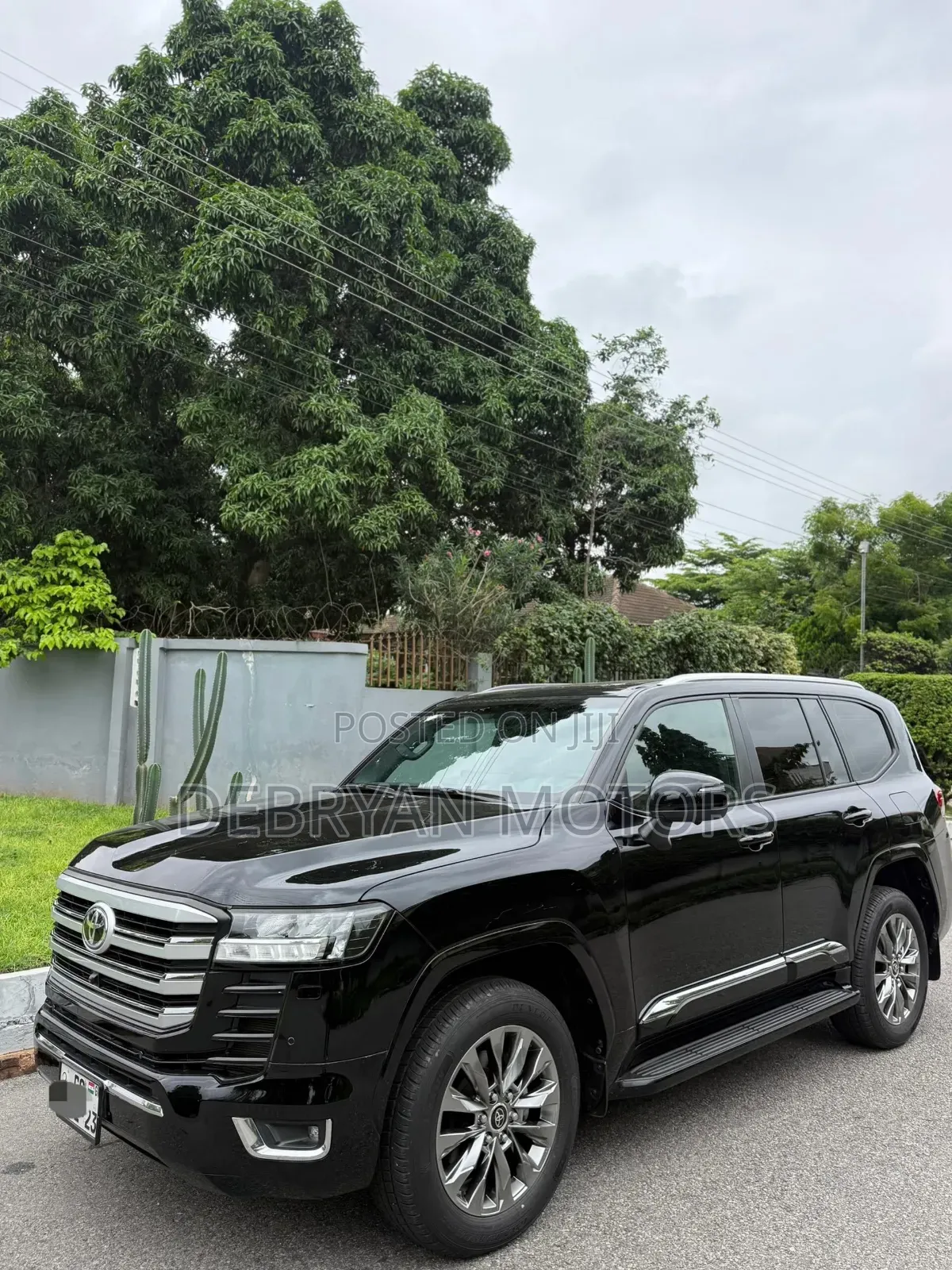 New Toyota Land Cruiser LC300 2023 Black