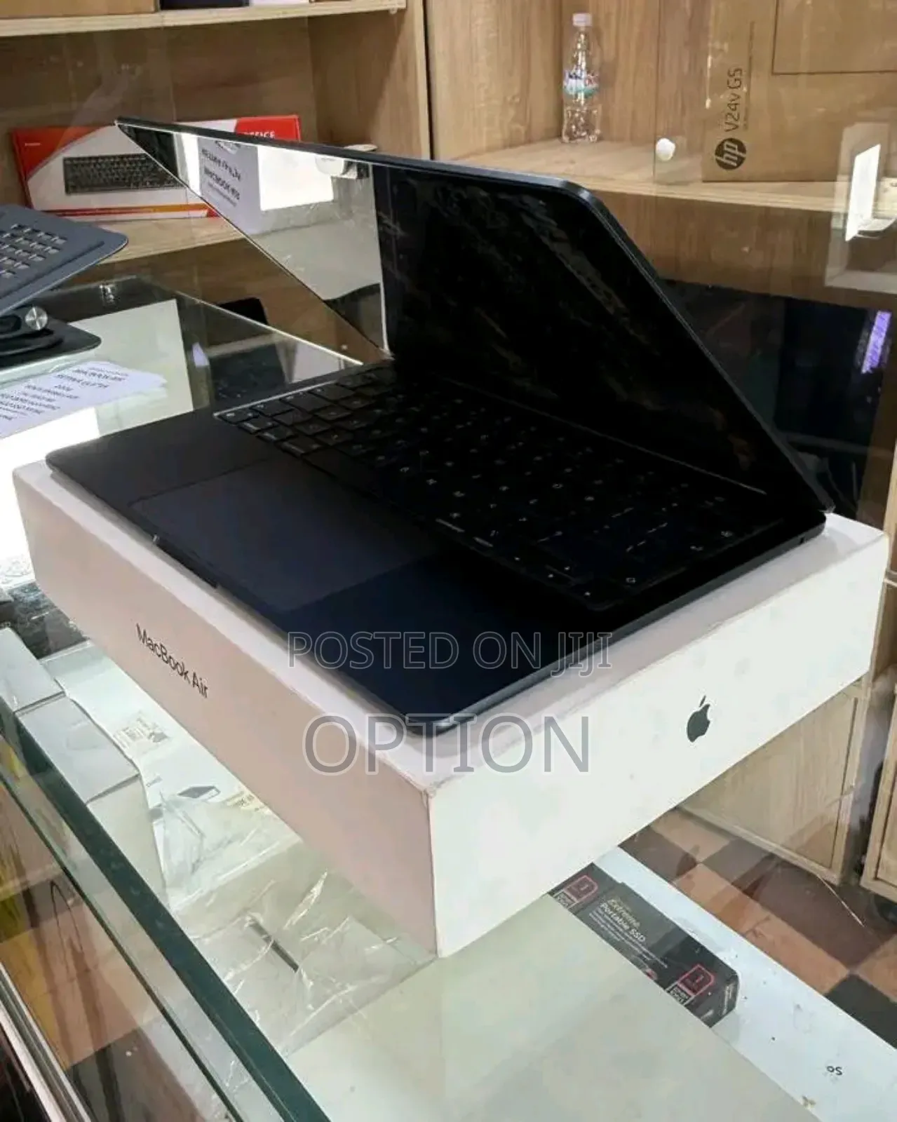 New Laptop Apple MacBook Air 32GB Apple M2 SSD 1T