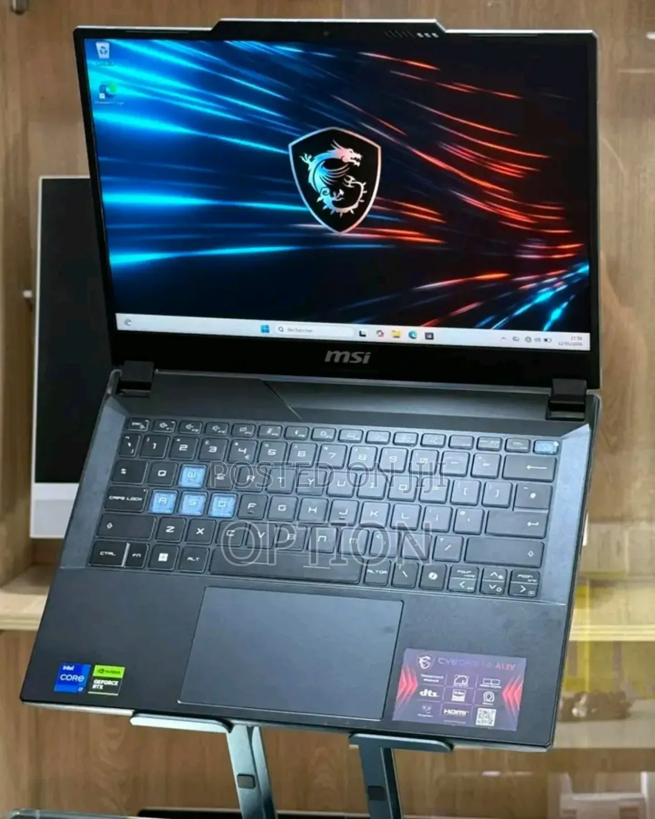 New Laptop MSI Katana 15 16GB Intel Core i7 SSD 1T