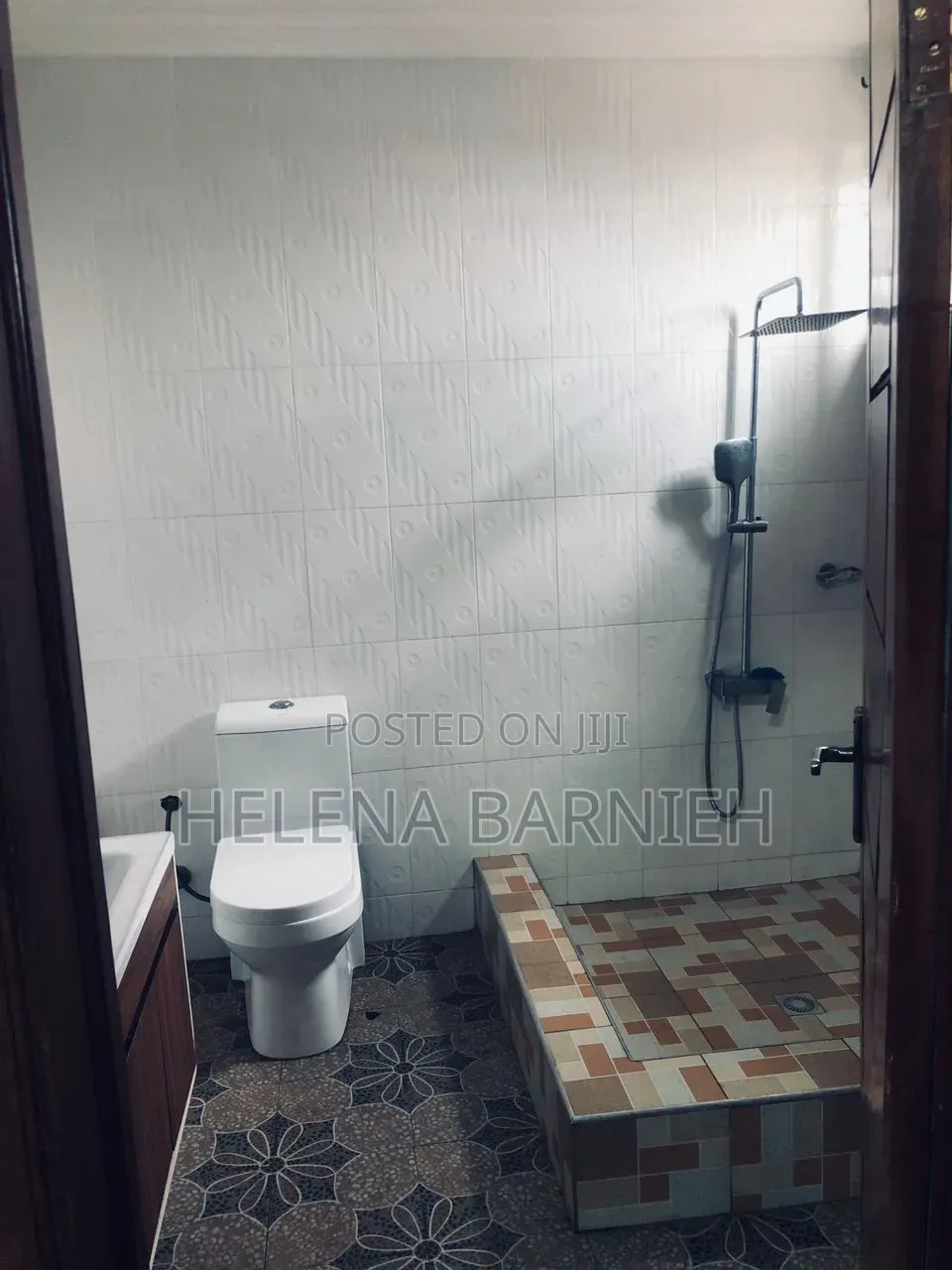 5bdrm House in Helena Estate Agency, Mile 7 for rent