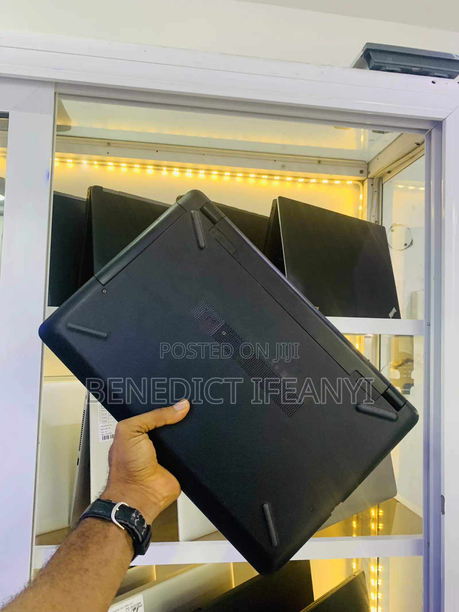 Laptop HP 15-dy2075tg 4GB Intel Core i3 HDD 500GB