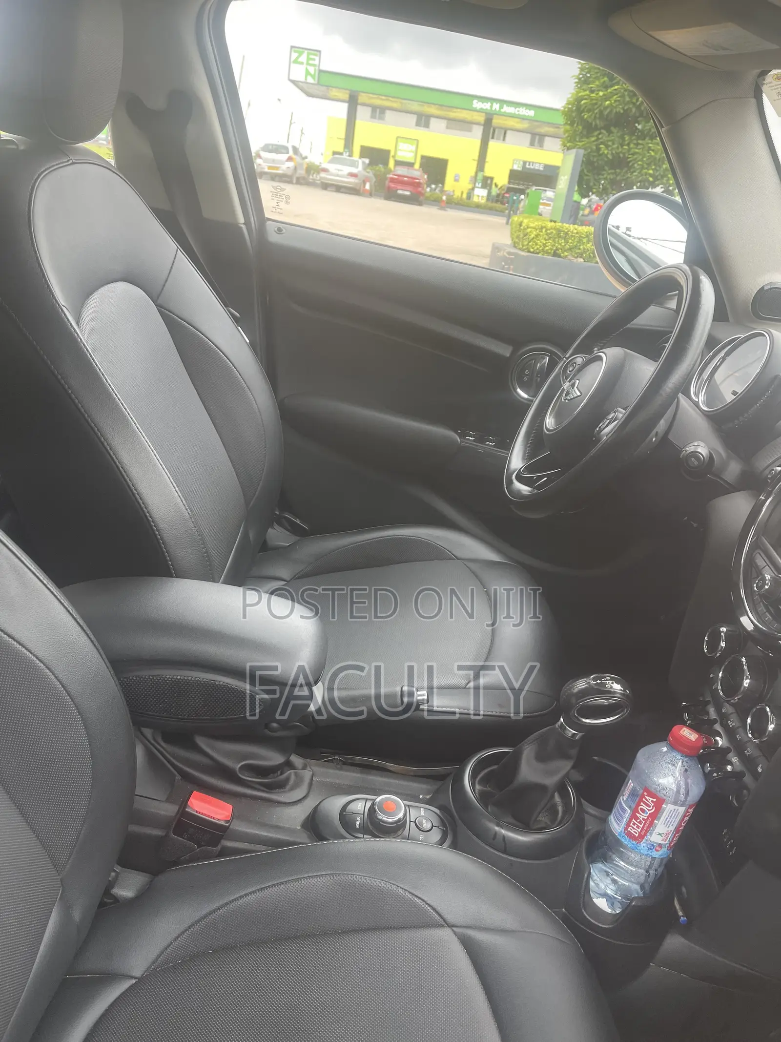 Mini Cooper 2017 Gray