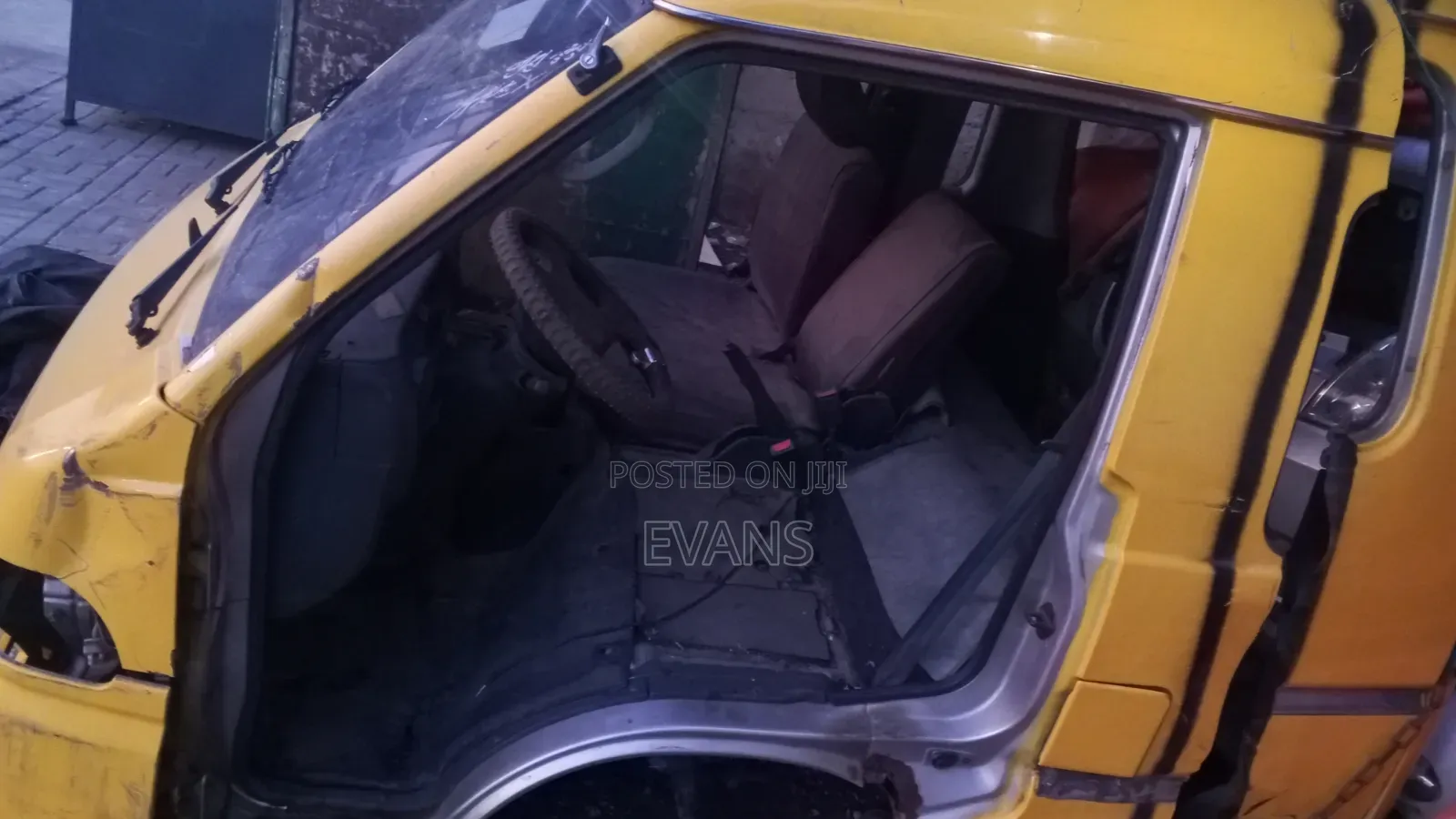 Hyundai Grace Front Cut