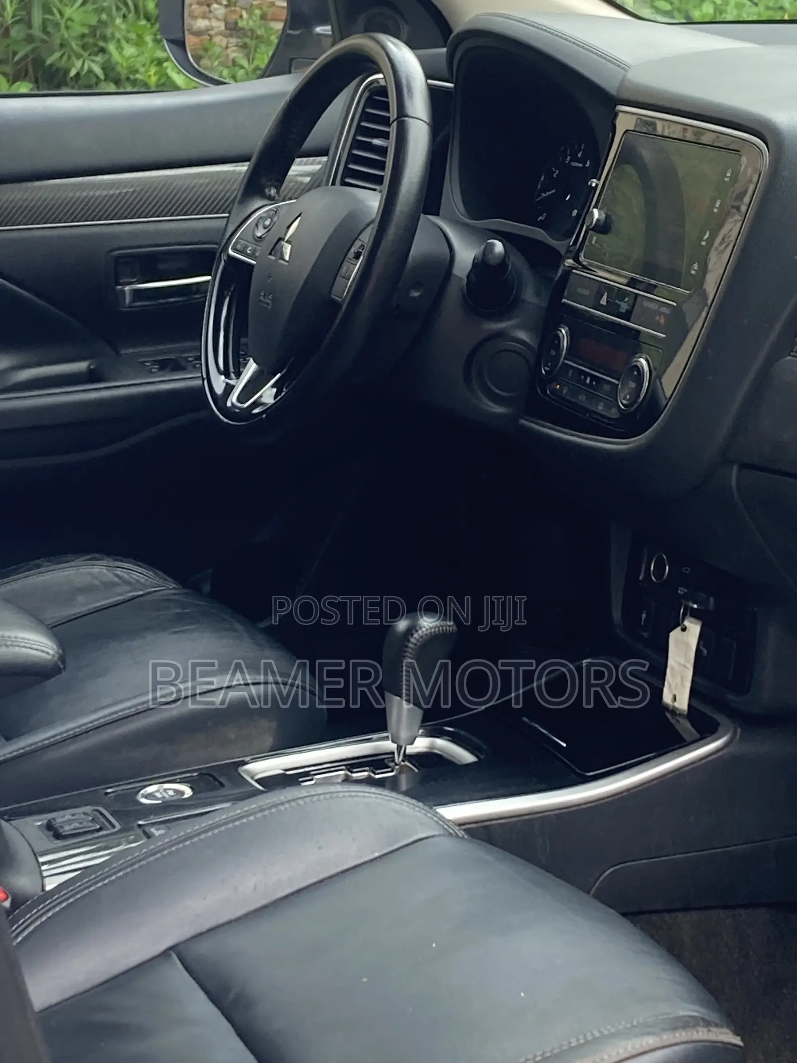 Mitsubishi Outlander SEL AWC 2019 Silver