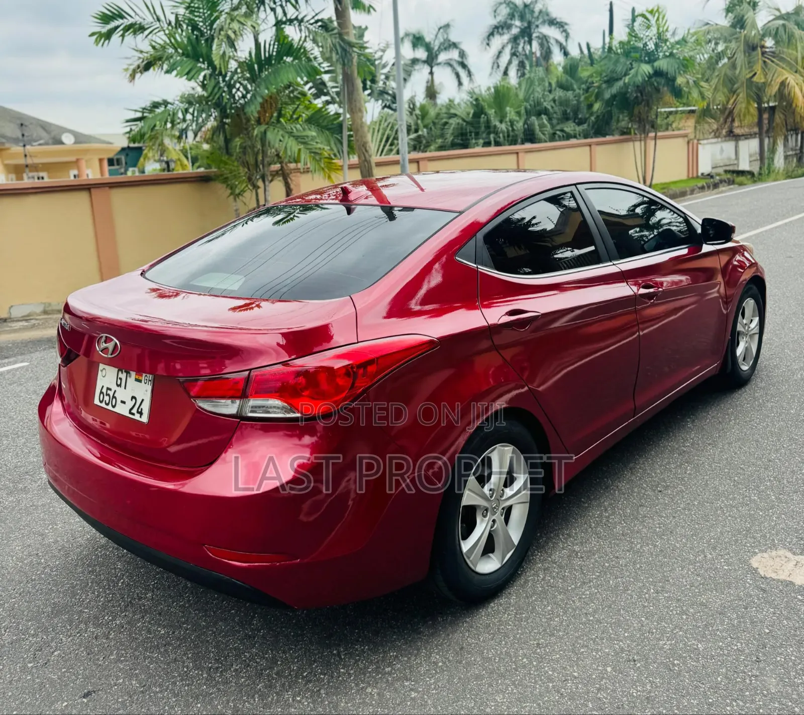 Toyota Vitz 2016 Red