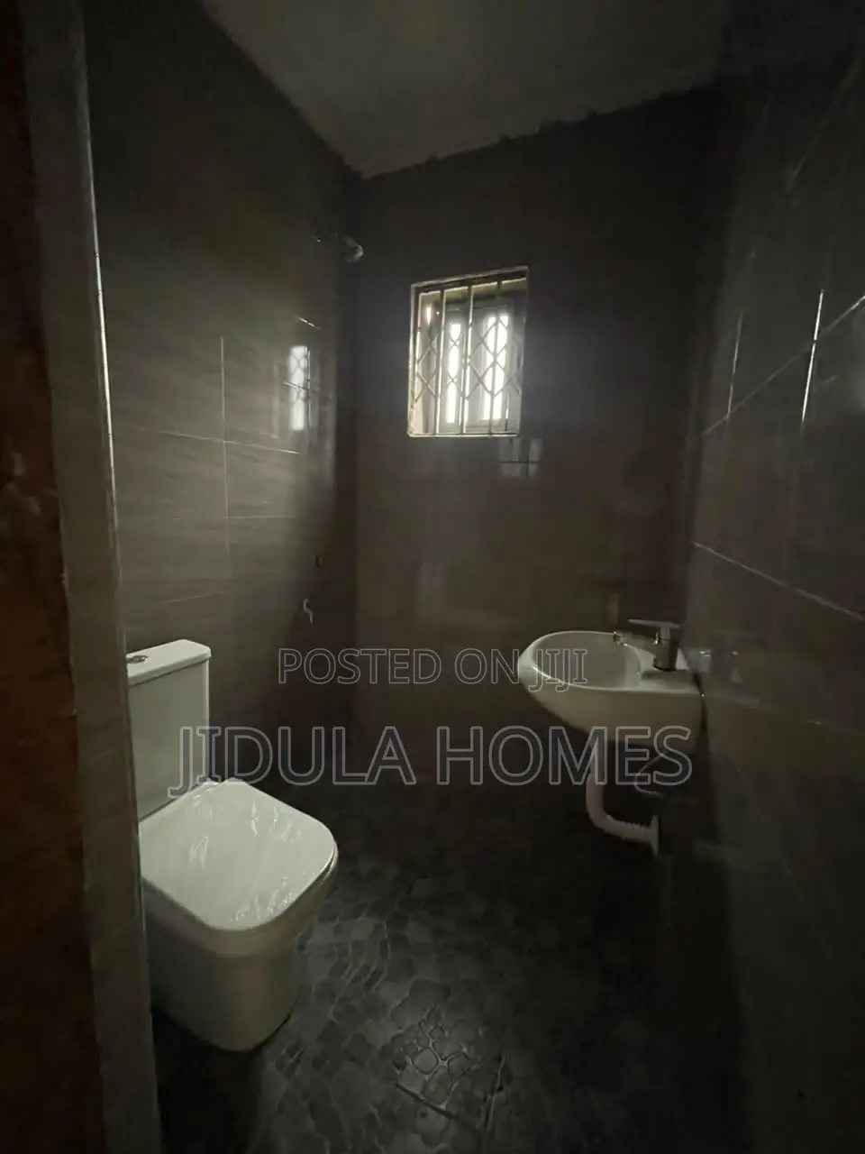 1bdrm Apartment in Adenta Pantang, Sakora for rent