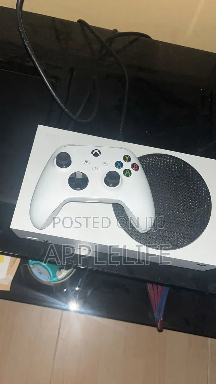 Xbox Series S With 5 Games