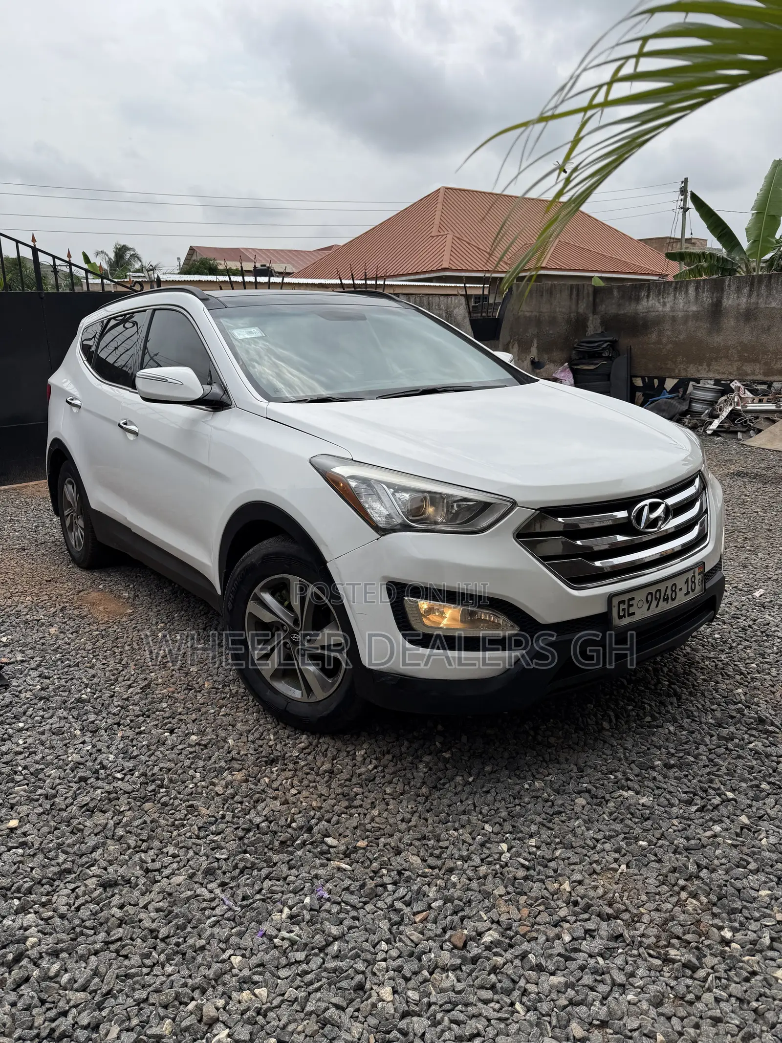 Hyundai Santa Fe 2014 White
