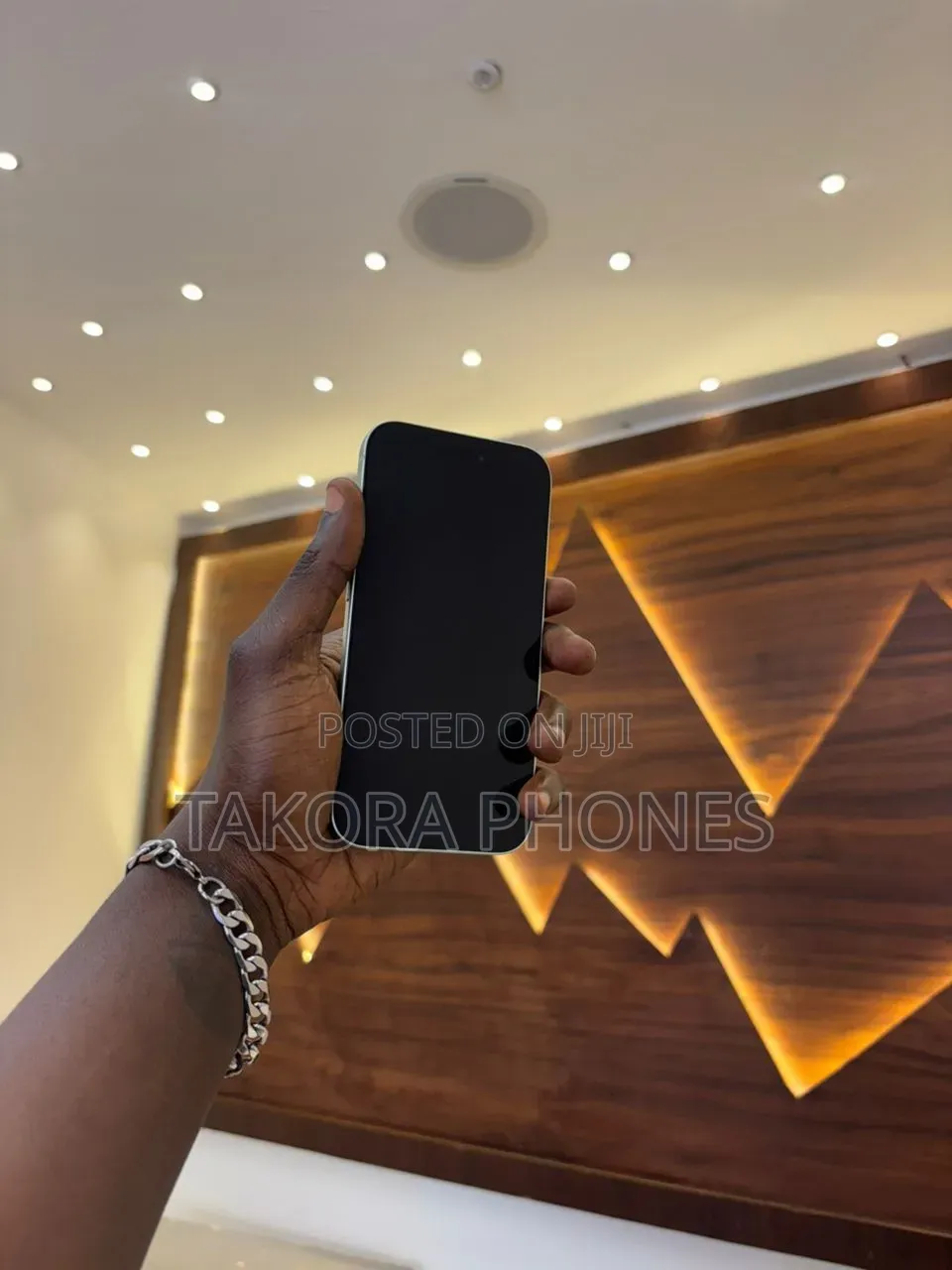Apple iPhone 15 128 GB Green