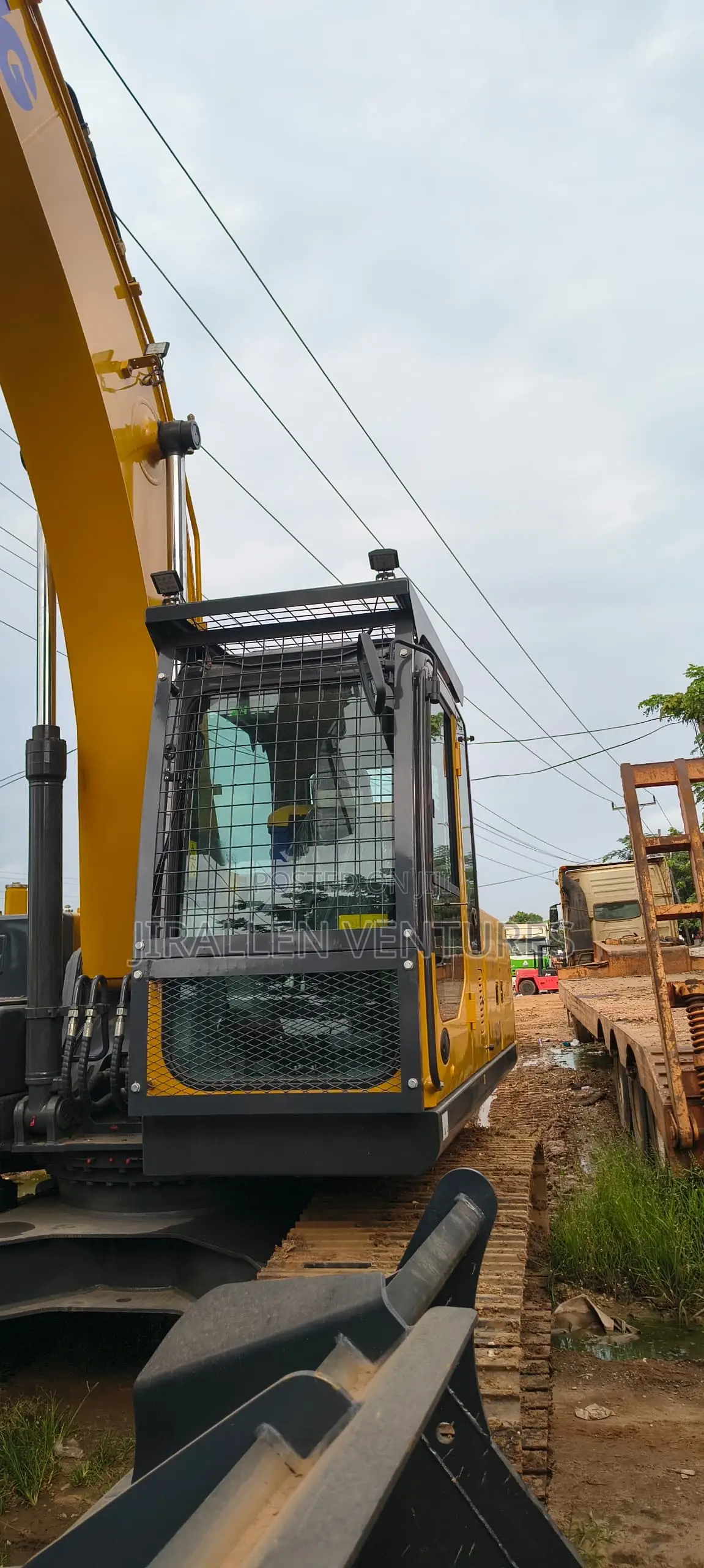 Brand New XCMG 215 Excavator for Sale in Greater Accra