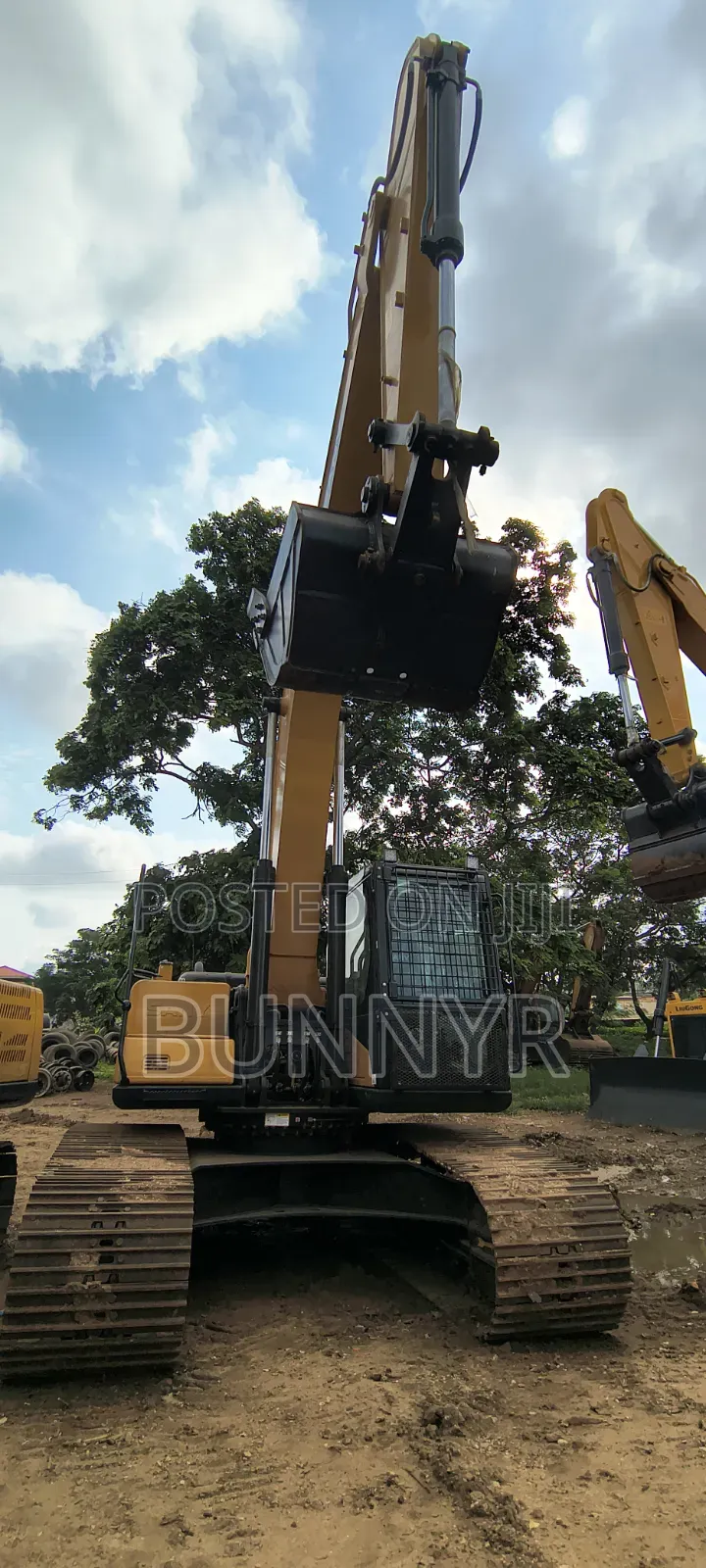 Sany 215 Excavator – Mitsubishi Engine - Watertrack Available for Sale