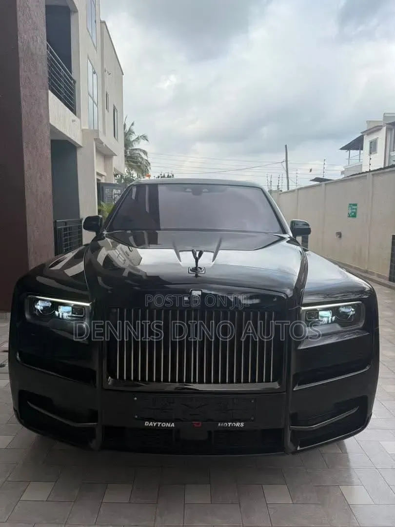 Rolls-Royce Cullinan Black Badge 2024 Matt Black