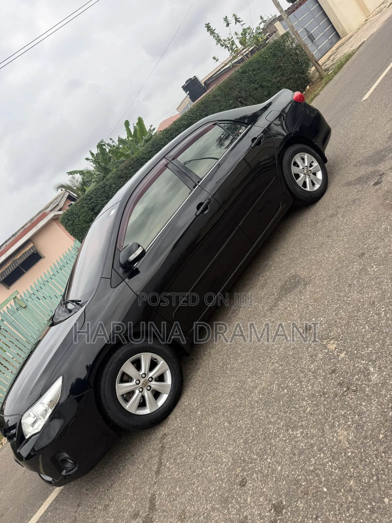 Toyota Corolla LE 4dr Sedan (1.8L 4cyl 4A) 2013 Black