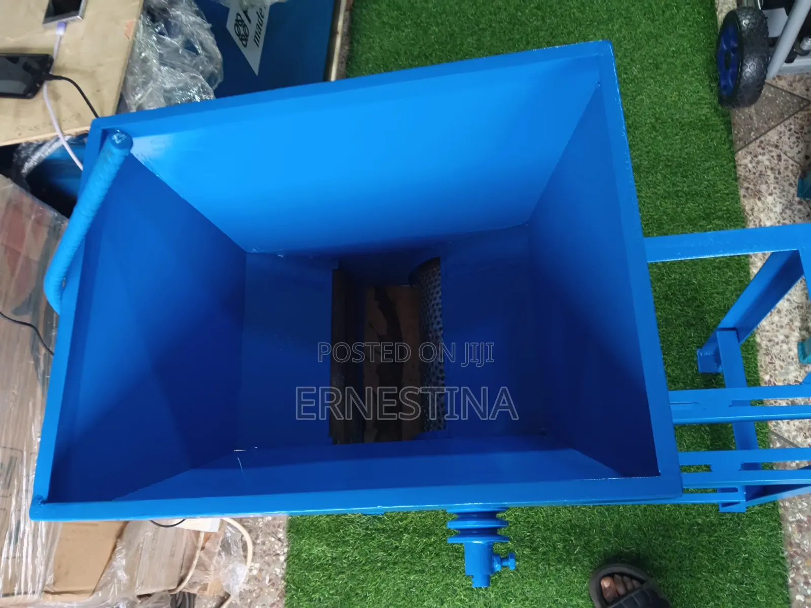 Cassava Grinding Machine It Uses Both Electricity and Petrol