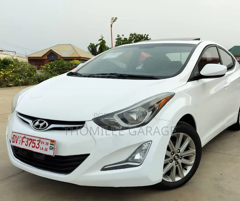 Hyundai Elantra SE 4dr Sedan (1.8L 4cyl 6A) 2015 White