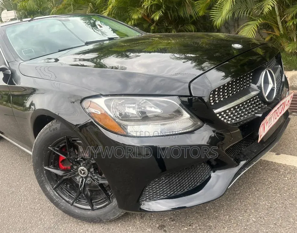Mercedes-Benz C300 2015 Black