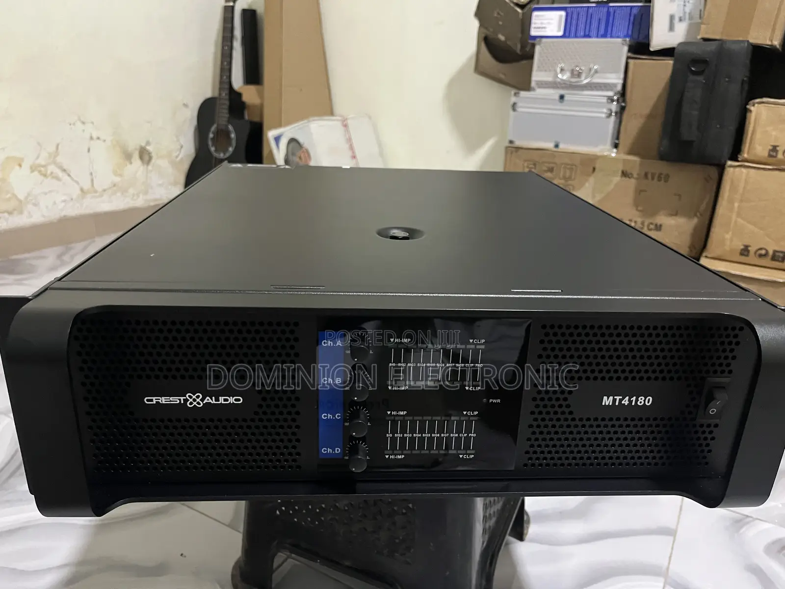 Amplifies 4 in 1