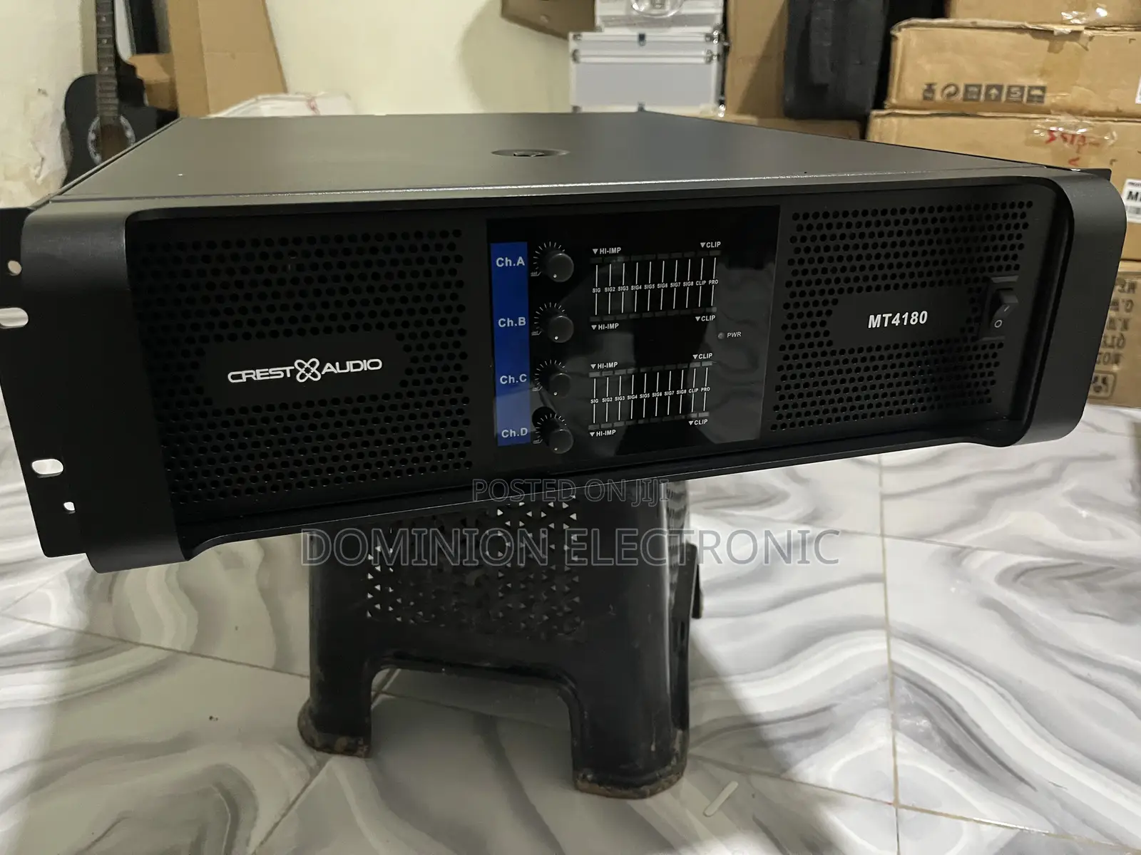 Amplifies 4 in 1