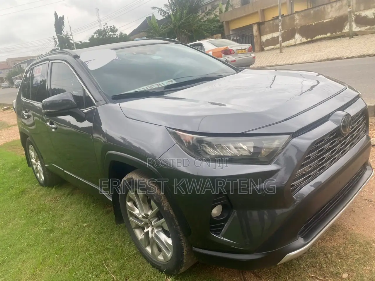 Toyota RAV4 XLE Premium AWD 2020 Silver