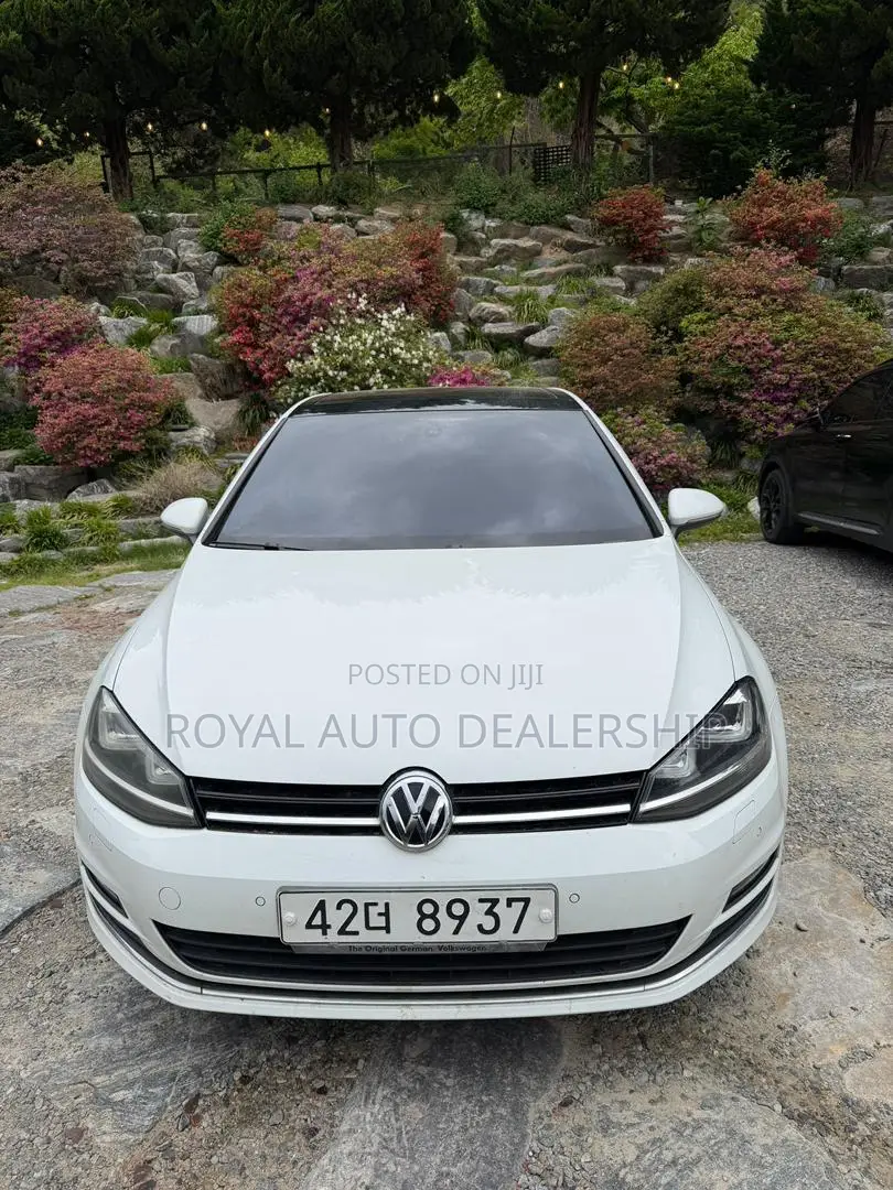 Volkswagen Golf 2014 White